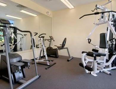 Day Inn Point Richmond **Dbl Reg** Facilities photo