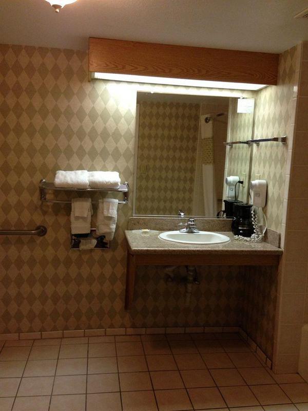Day Inn Point Richmond **Dbl Reg** Exterior photo
