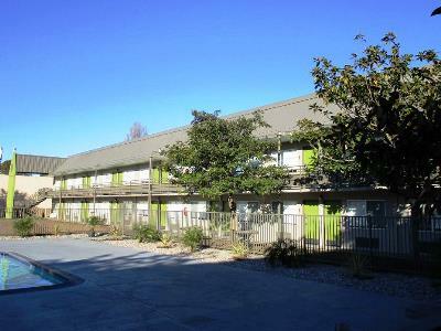 Day Inn Point Richmond **Dbl Reg** Exterior photo